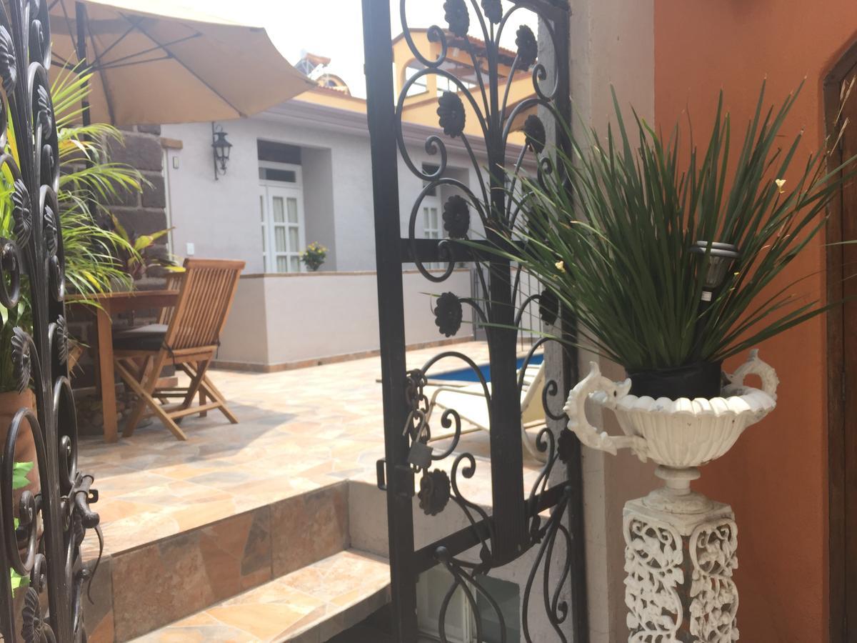 Suites Colibri Альенде Экстерьер фото